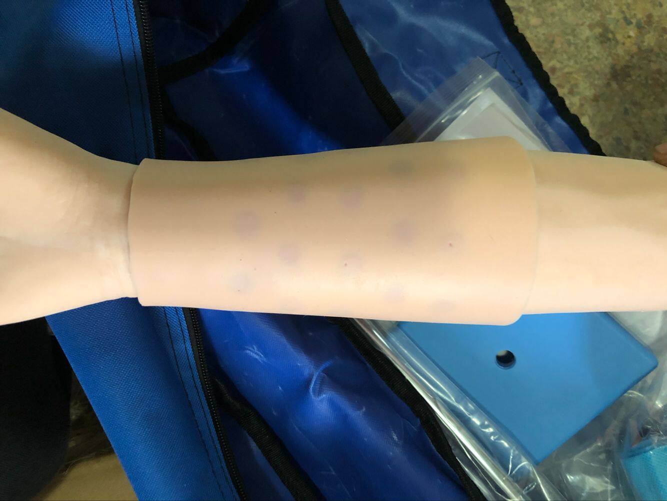 皮内注射模型 带手臂静脉注射模型，穿带式皮内注射练习模型