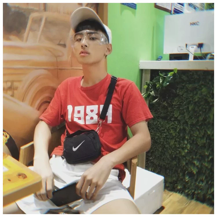 Fengfan với khung lớn trong suốt màu đỏ lưới rung lắc hình ảnh kính chắn gió nam và nữ kính lõm hình dạng kính râm kính mắt