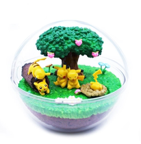  Pokémon Pokémon Pokemon Pikachu elf ball player crystal ball decoration spot