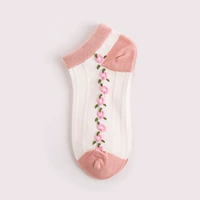 В форме цветка, розовый