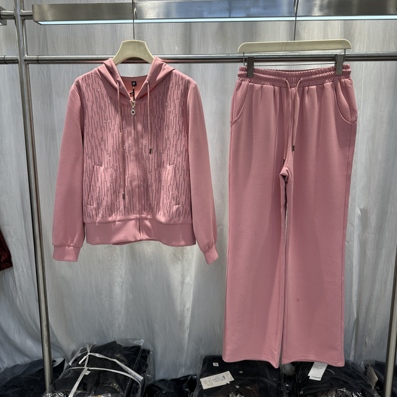 Aixinxiu 2026 Spring New Casual Sports Suit Hooded Zipper Rhinestone Top and Pants Two-Piece Set 7621