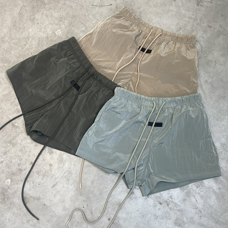 24Ss Essentials Shorts for Men and Women, Quick-Dry Sports Fog Five-Point Shorts, Glossy Finish 24Ss Essentials Shorts for Men and Women, Quick-Dry Sports Fog Five-Point Shorts, Glossy Finish