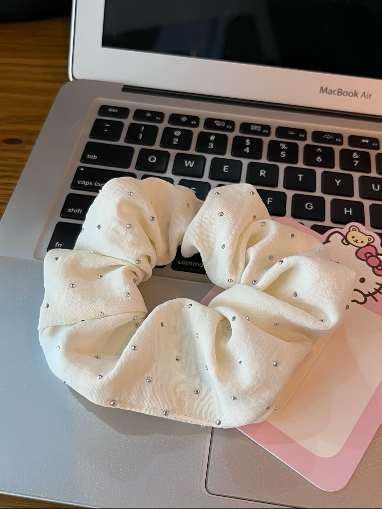 h2uTiviiztSHn2aJjQ1YWs+M5qfrcIGuYLP4