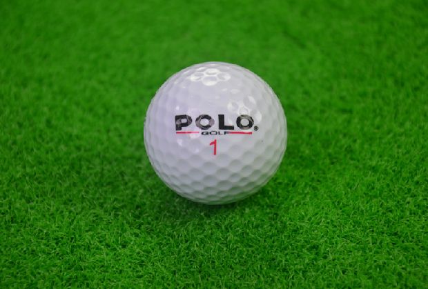 Bóng golf golf ba lớp bóng hoàn toàn mới 	bộ đánh golf trong nhà	