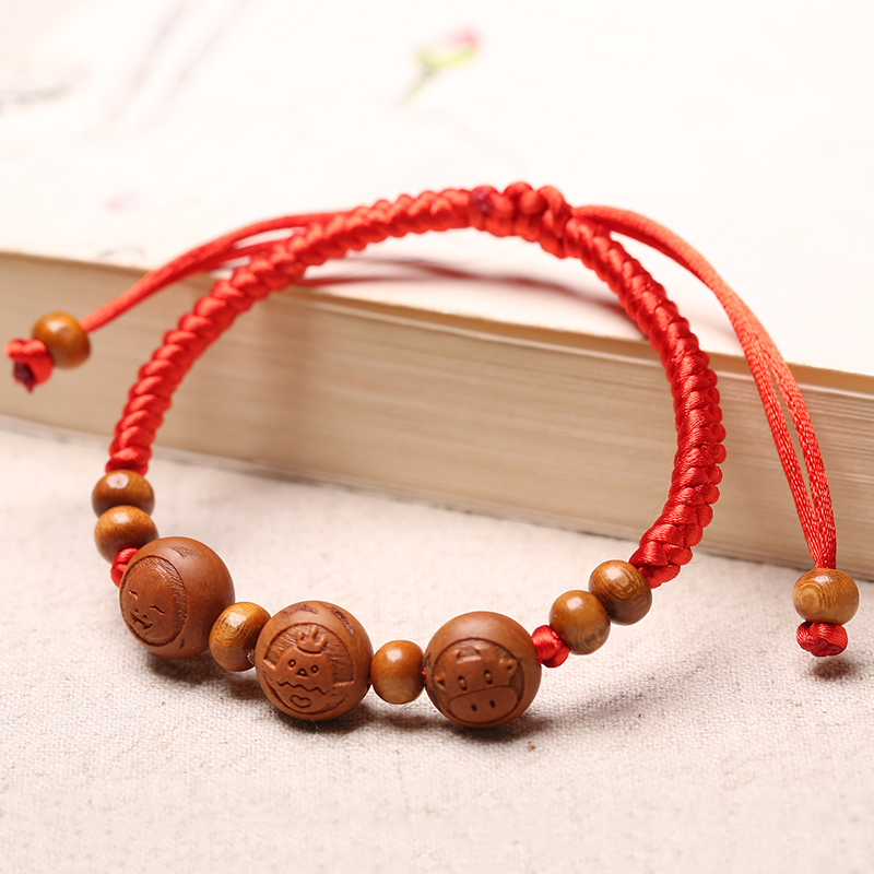 2023 Peach Pit Twelve Zodiac Signs Rat Ox Tiger Rabbit Dragon Snake Horse Goat Monkey Rooster Dog Pig Sanhe Auspicious With Red String Bracelet