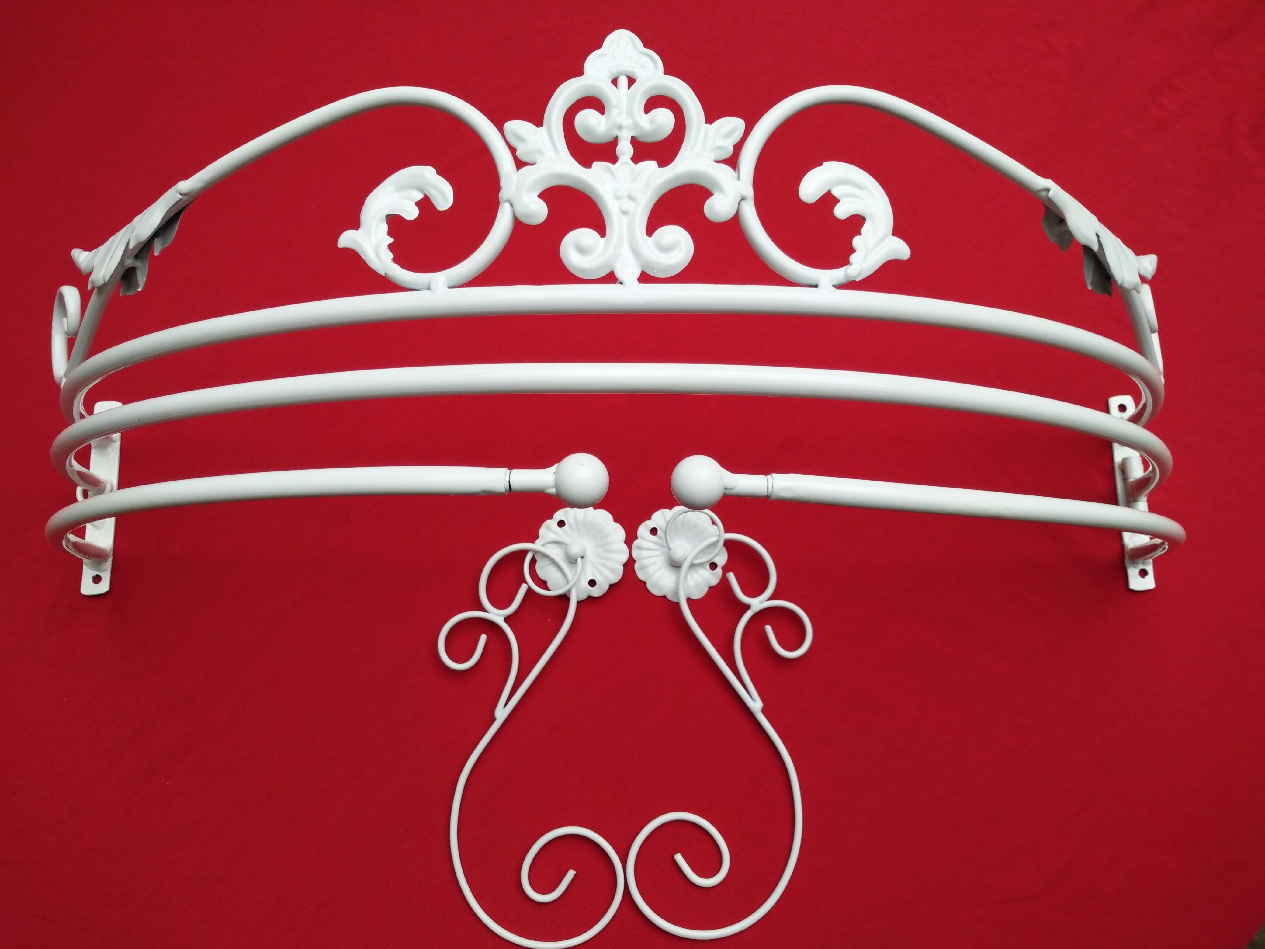 European wrought iron mantle Princess mantle frame fabric display rack bed mantle adhesive hook mosquito tent rack