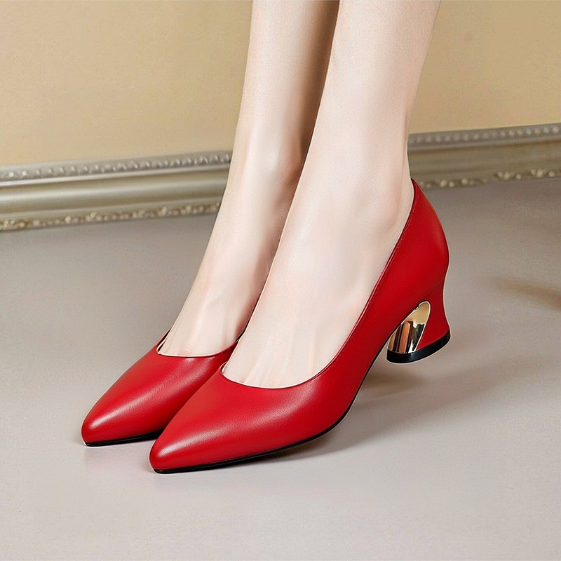 2026 New Style Shallow Fashion Red Single Shoes for Women, Medium Heel, Chunky Heel, Versatile Black Work Shoes for Women