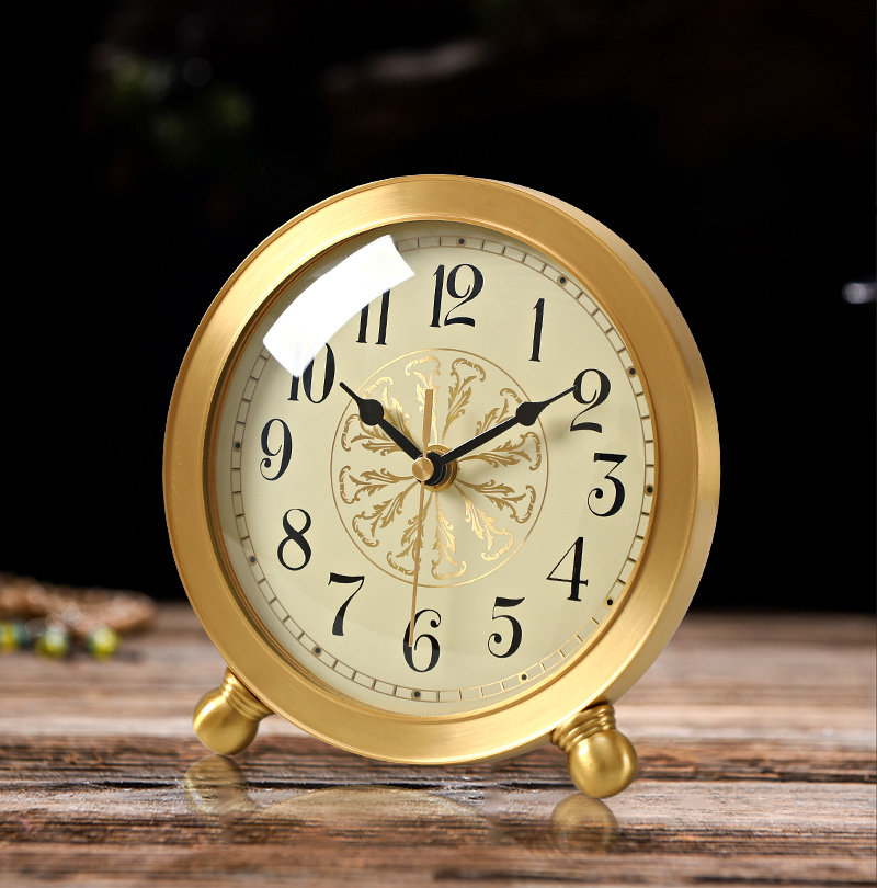 Eurostyle brass seat clock home desktop small table clock living room clock pendulum pieces American sitting clock creative muted quartz clock-Taobao