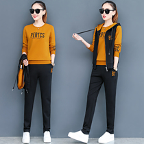 Sports suit womens three-piece suit 2021 spring and autumn new fashion round neck temperament Korean version vest leisure suit womens tide