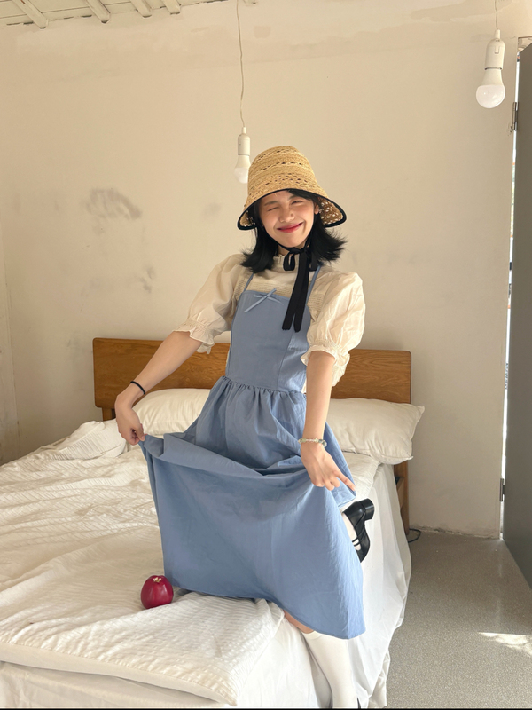 Morino Xiaoshan Morino Greenland Island's Summer Mist Blue Back Strap Apron Niche Suspender Dress Morino Xiaoshan Morino Greenland Island's Summer Mist Blue Back Strap Apron Niche Suspender Dress
