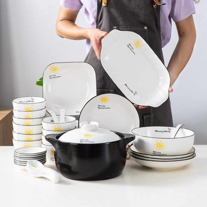 Jingdezhen Nordic Day style cutlery dishes Dish Suit Home Composition Bowls Pan Chopsticks ceramic minima light extravagant bowls with mesh red