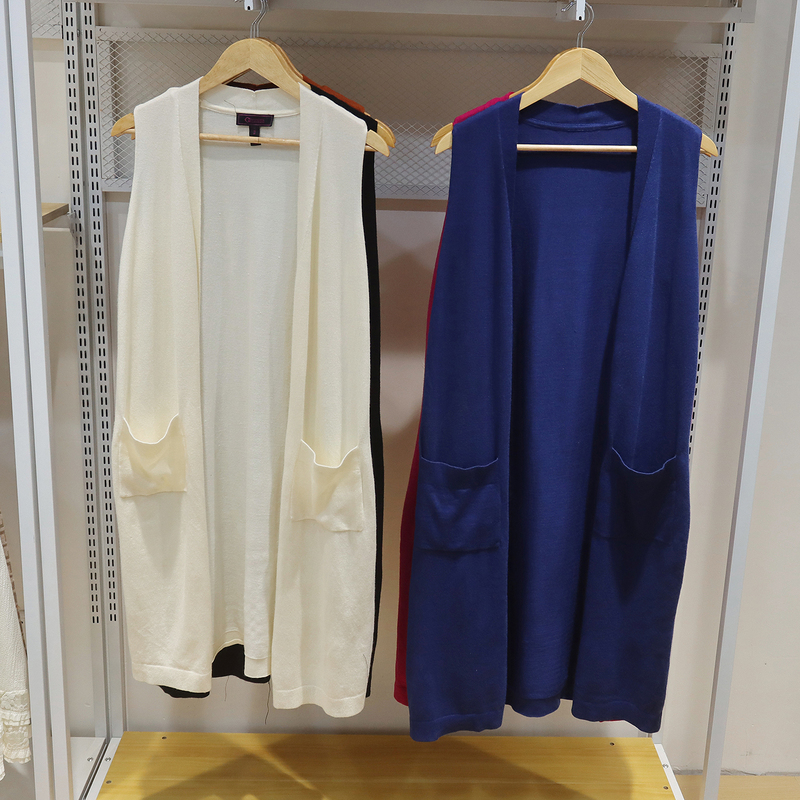 R5241 Export European and American Style Women's Thin Knitted Vest New V-Neck Buttonless Loose Long Sleeveless Cardigan over the Knee R5241 Export European and American Style Women's Thin Knitted Vest New V-Neck Buttonless Loose Long Sleeveless Cardigan over the Knee