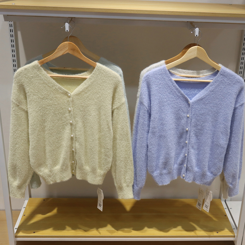 S3659 Foreign Trade Japanese Style Gentle Knit Cardigan for Women, New V-Neck with Pearl Buttons, Long Sleeve Slimming Outerwear Top S3659 Foreign Trade Japanese Style Gentle Knit Cardigan for Women, New V-Neck with Pearl Buttons, Long Sleeve Slimming Outerwear Top