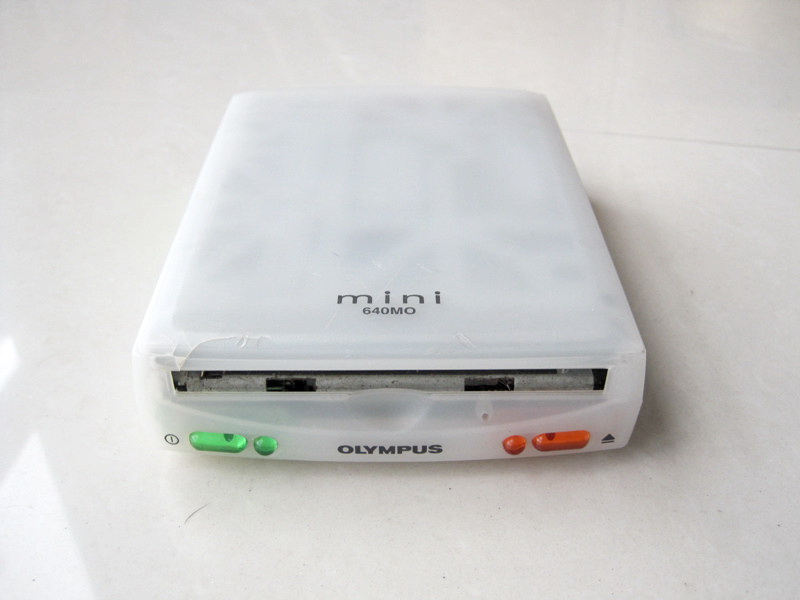 Collections Olympus Mini 640MO Turbo MO MO643U1 External MO Drive