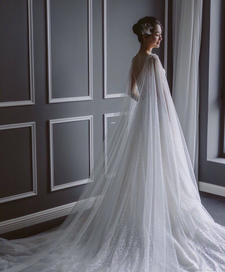 Net Red Light Cloak Cape Veil Long Version Bride Wedding Accessories Cloister detachable shoulder activity trailing long yarn