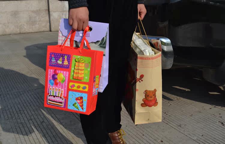 Coffret cadeau pour bébé - Vêtements + Fournitures - Ref 1957742 Image 32