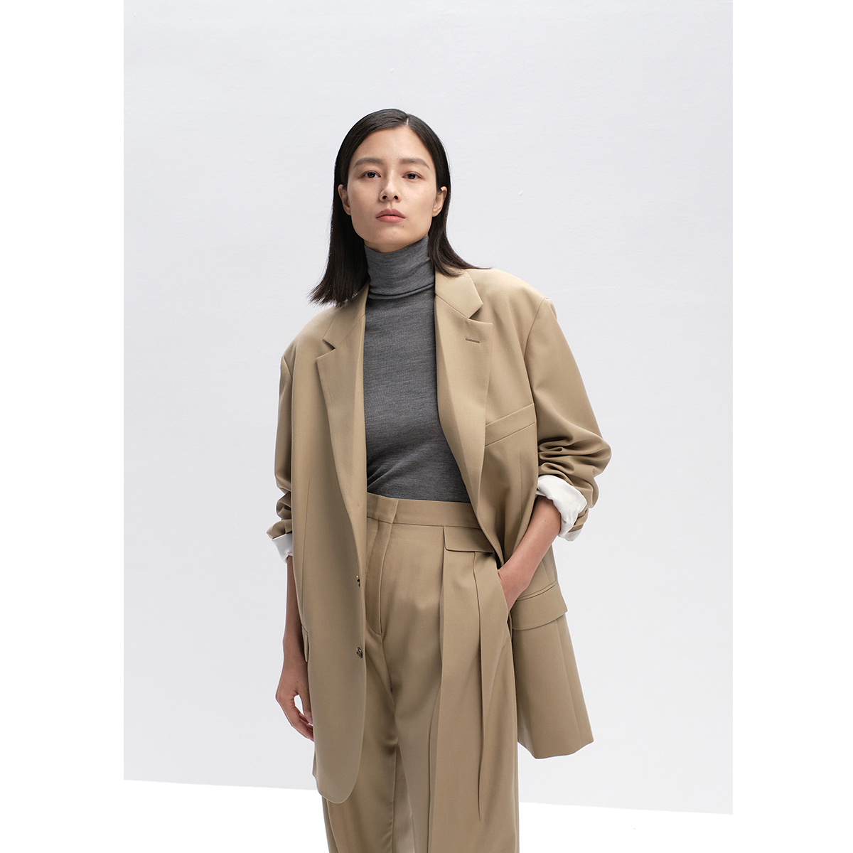 CHICJOC word of mouth original profile West early spring new color wild fashion slightly off wide shoulders do not pick people profile suit