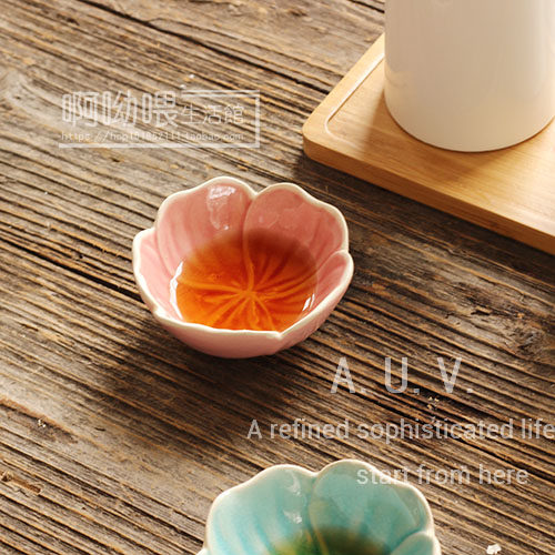 Daily single creative color ceramic cherry blossom small bowl ice cracked glaze sauce vinegar small plate pudding bowl baking mold snack plate