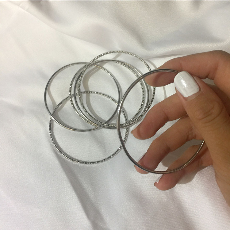 Châu Âu và Hoa Kỳ thiết kế tối giản thời trang hipster cá tính vòng tay nhiều lớp vòng đeo tay nữ nhiều vòng gợi cảm phụ kiện vòng tay đơn giản - Vòng đeo tay Cuff các mẫu vòng đeo tay bằng vàng 18k