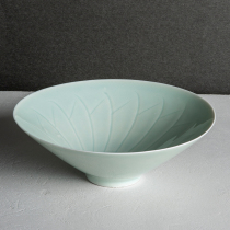 Antique porcelain retro Northern Song Dynasty style shadow green glaze lotus leaf pattern bamboo hat bowl rice bowl tea bowl antique collection