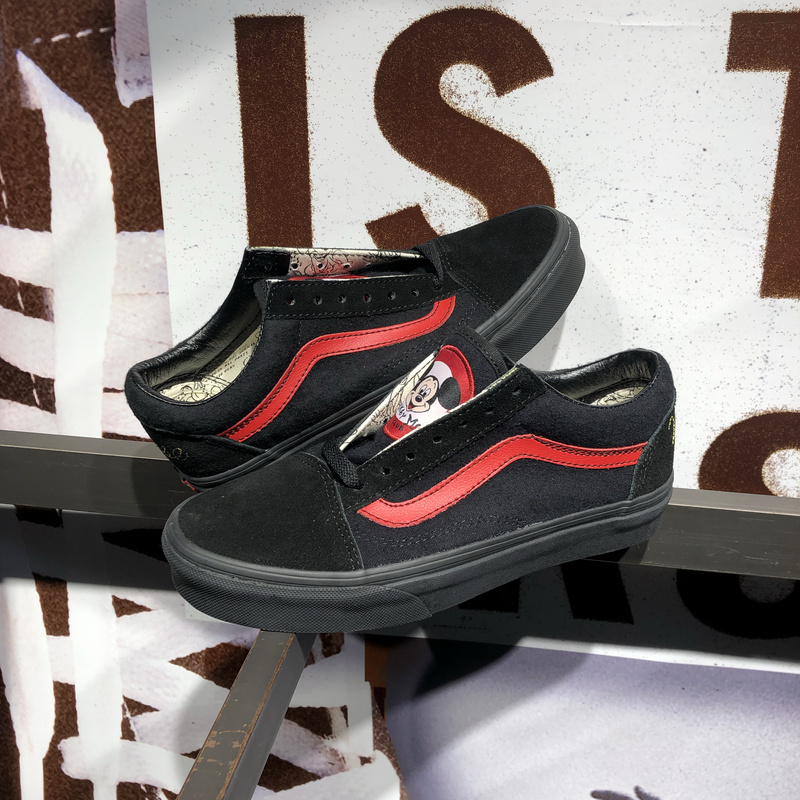 Disney X Vans Old Skool Collaboration Mickey Low-Top Black and Red Unisex Sneakers Vn0A38G1Unb