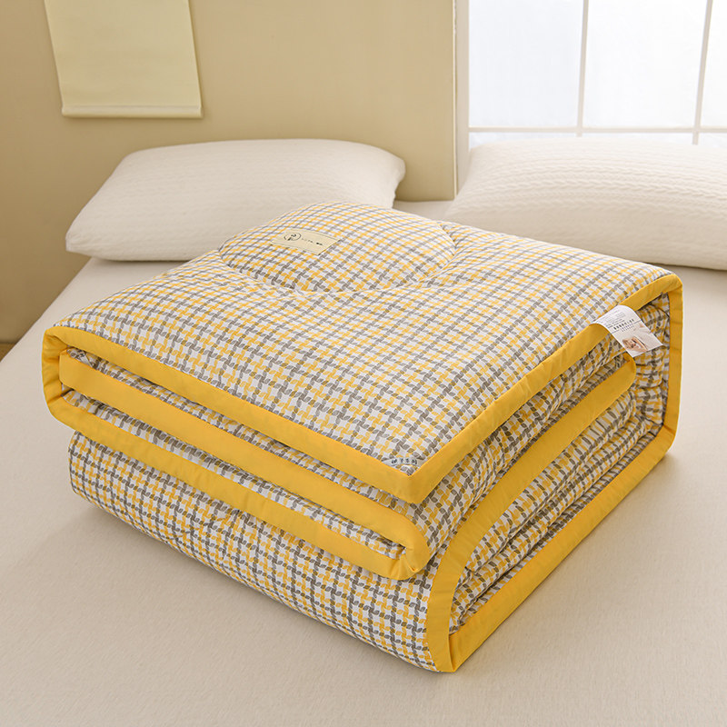 Fresh plaid silk floss quilted by winter Thickened Solid Quilt Core Quilt Student Dormitory Spring Autumn by Double Summer Air Conditioning 