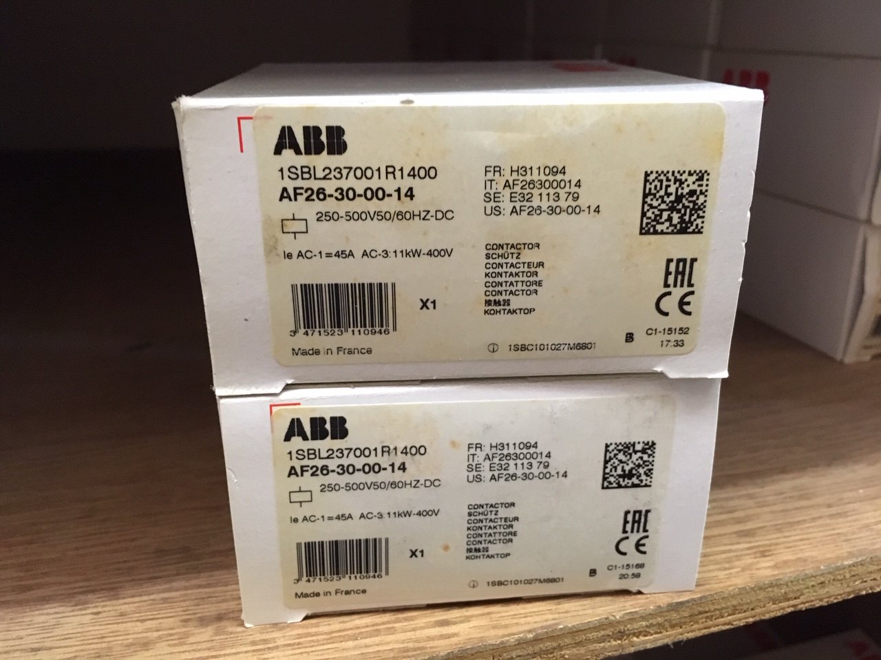 (brand new original) ABB contactor AF26-30-00-14 DC AC share 