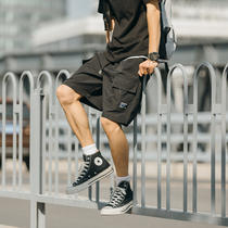 Lu Xiaohu American Street Tide brand overalls shorts mens Japanese solid color multi-pocket five-point pants youth loose middle pants