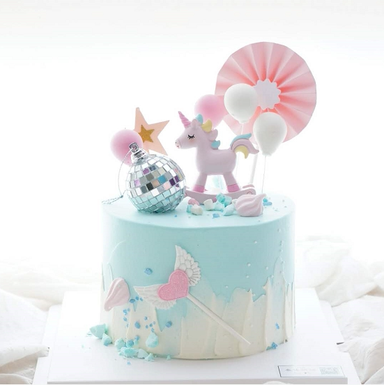 网红唯美烘焙蛋糕装饰独角兽摇摇马摆件儿童女神生日派对木马插件