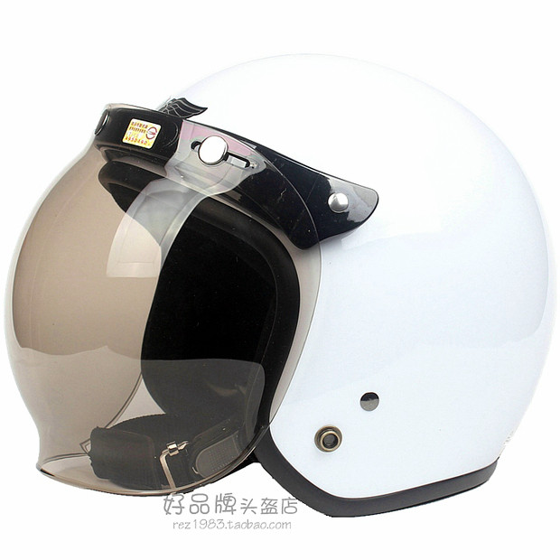 Taiwan is safe white Halley electric motor vehicle retro safety cap safety cap men and women warm against UV winter