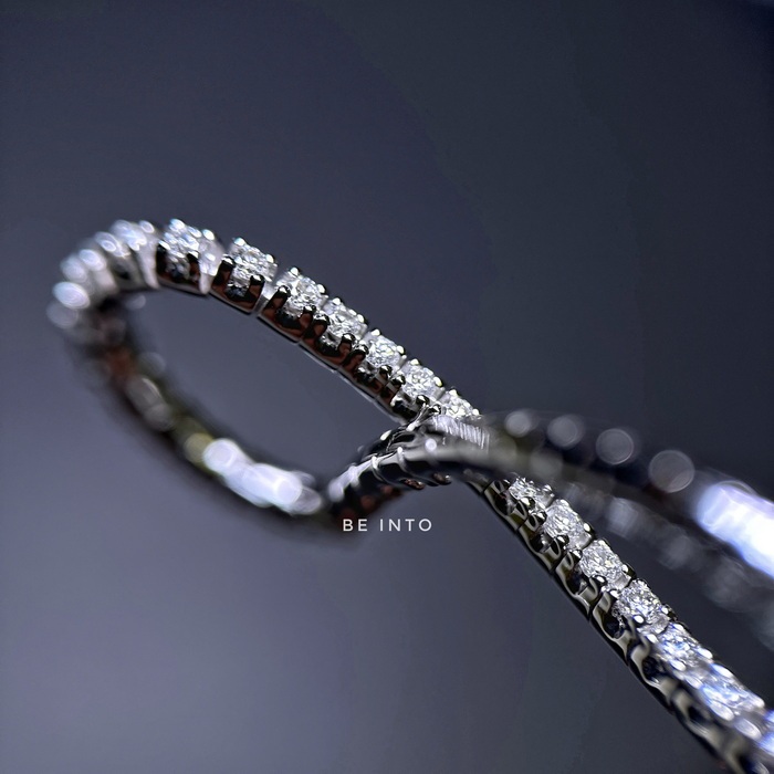 In Stock: Exquisite Round Diamond Bracelet, Full Diamond Bracelet, Full Circle of White Diamonds, Unisex Style