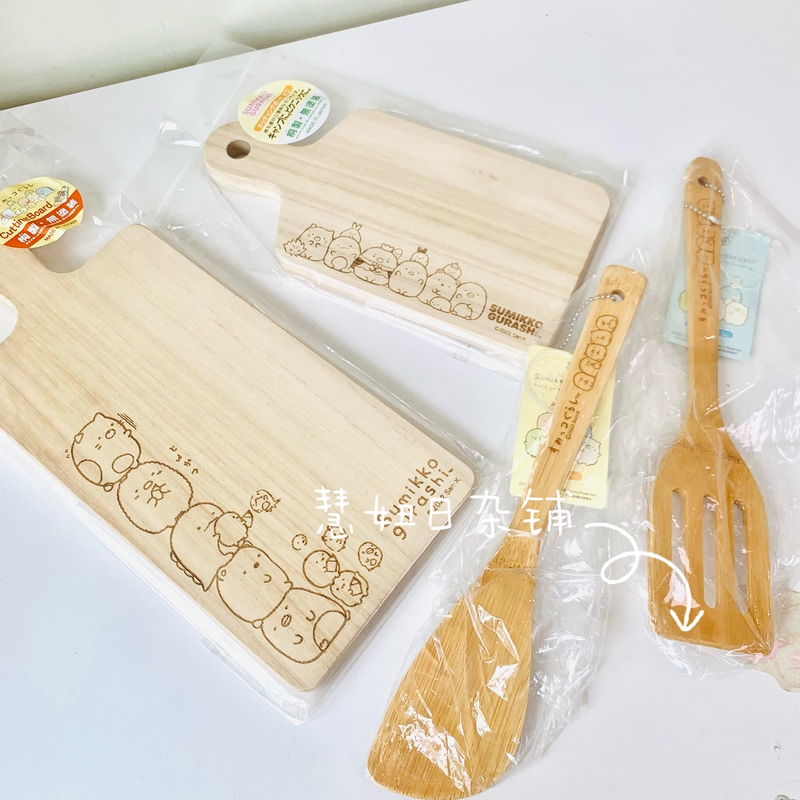 In-Stock Japanese-Made Sumikko Gurashi Limited Edition Unpainted Paulownia Wood Cutting Board and Placemat, Can Be Used as a Dinner Plate for Food Presentation In-Stock Japanese-Made Sumikko Gurashi Limited Edition Unpainted Paulownia Wood Cutting Board and Placemat, Can Be Used as a Dinner Plate for Food Presentation