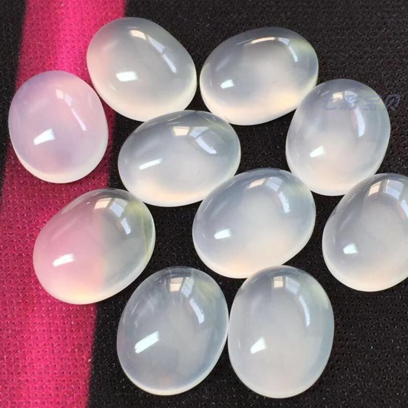 Natural White Manau Withdrawal Face B04-1 Imitation High Ice Seed Emerald GIC National Inspection Jewelry Appraisal Division Specimen Ex-gratia