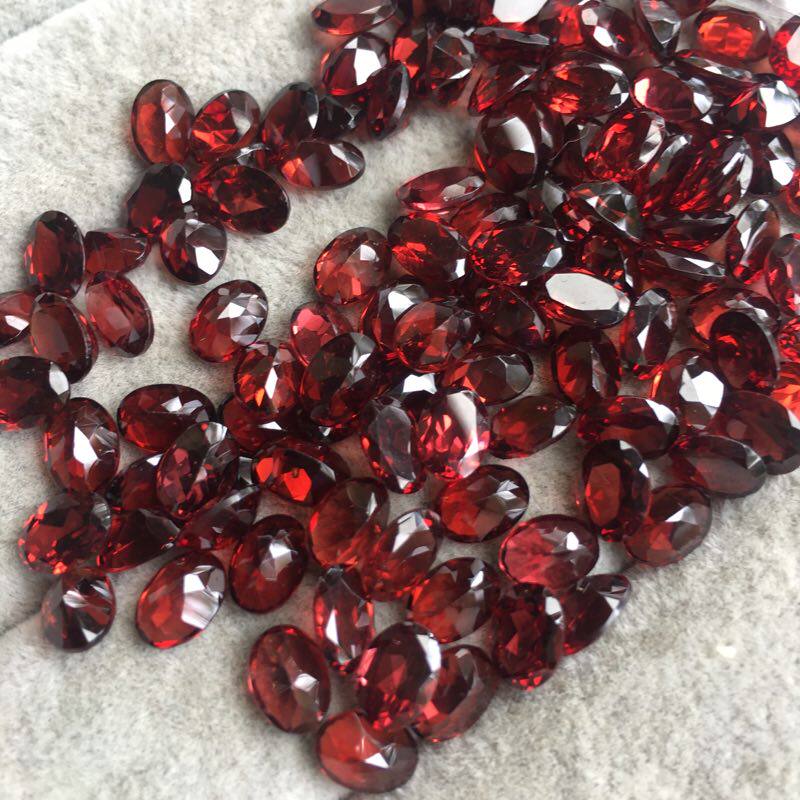 Iron Aluminum Pomegranate Stone A10A-6 Withdrawal Face Nude Stone Net Degree Nice GIC Gem Appraisal Division Jewel Teaching Specimen