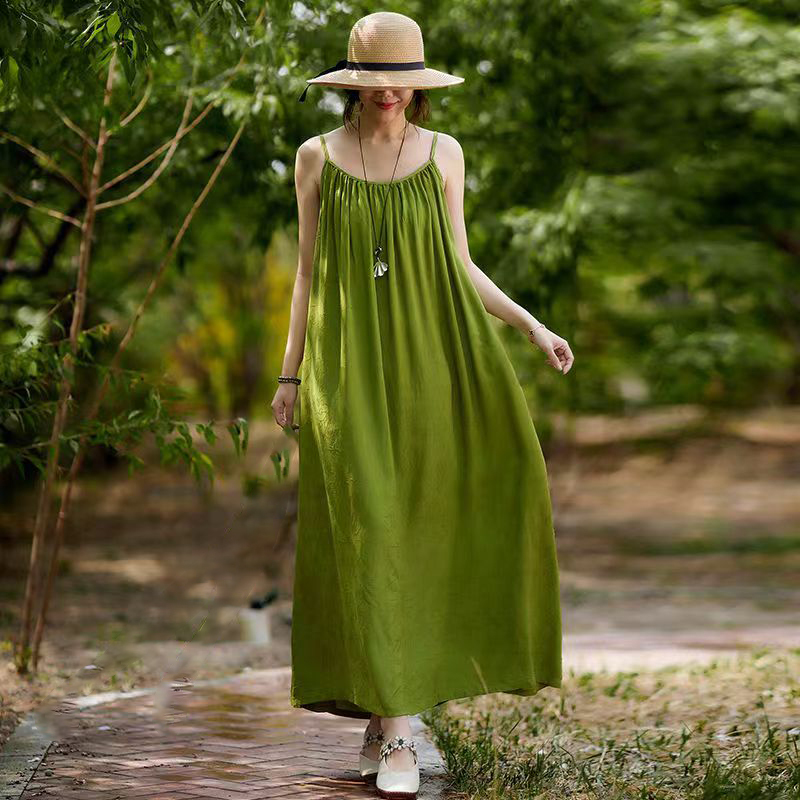 High-End Solid Color Cotton Silk Strap Dress, Over-The-Knee Long Style, 2026 Korean Version, New Vintage Artistic Slimming Flared Dress