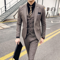 Suit men suit in Korean version Three sets of casual trend men streaks Western suit groom wedding bridegroom gown