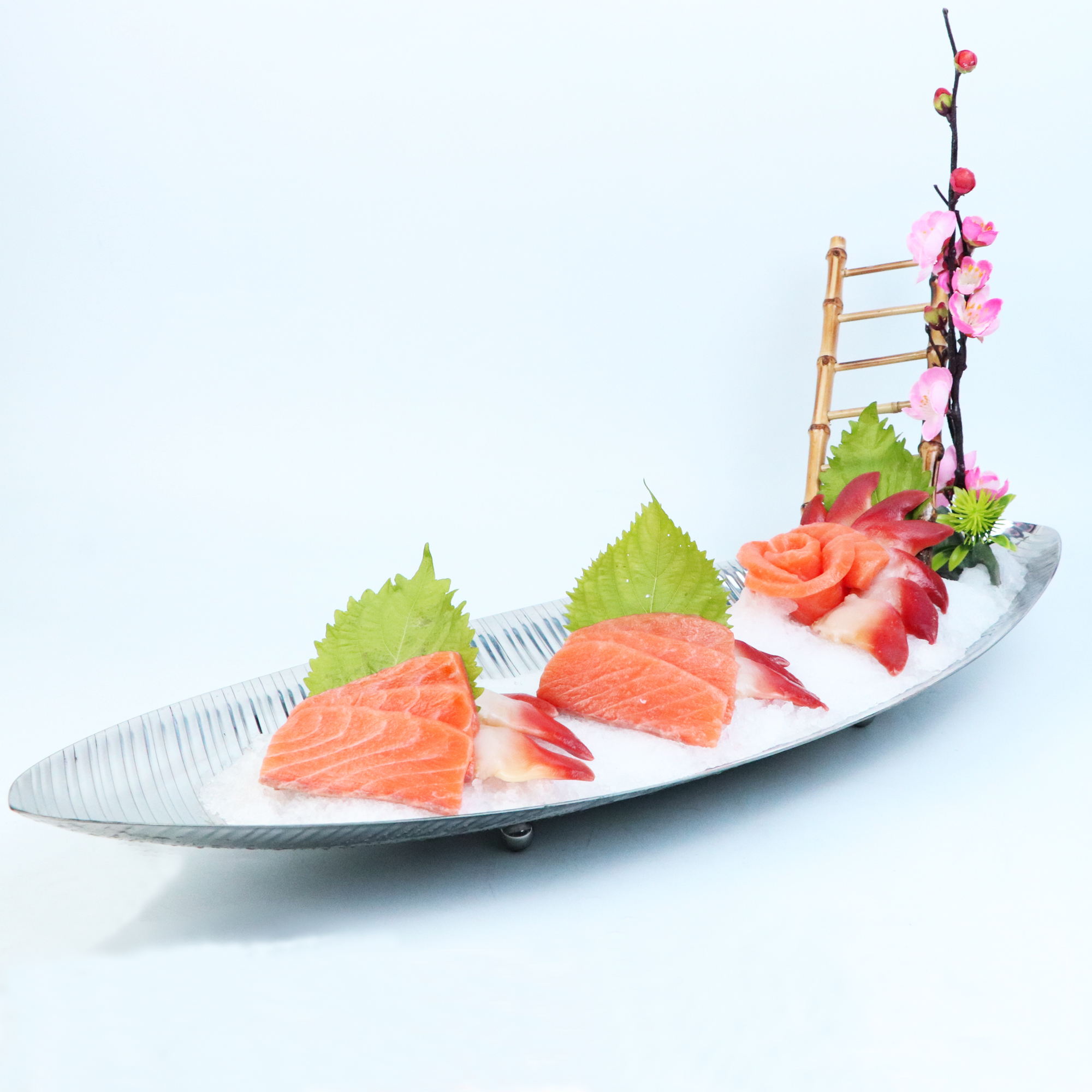 Large seafood high-end piercing disk daily pack fruit dish creative Japanese and Korean cuisine Sawen ice disk fish