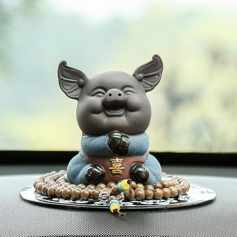 Car ornaments, cute pigs, car interior decorations, creative five-fortune pigs, center console supplies in the car, safety