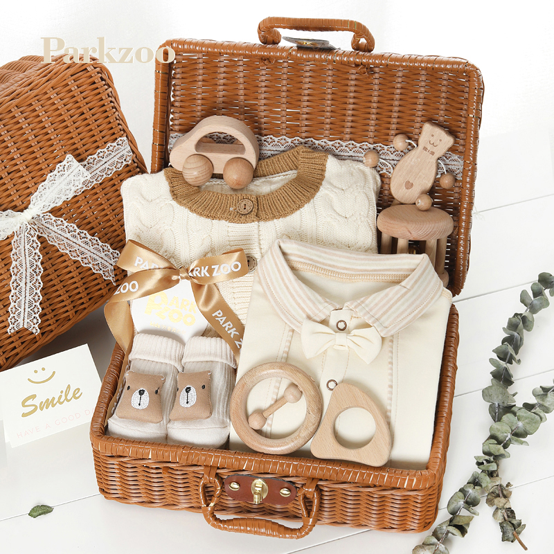Newborn Wooden Toy Gift Box Organic Color Cotton Clothes Suit Baby Gift Baby Spring Autumn Season 100 Day Gift-Taobao