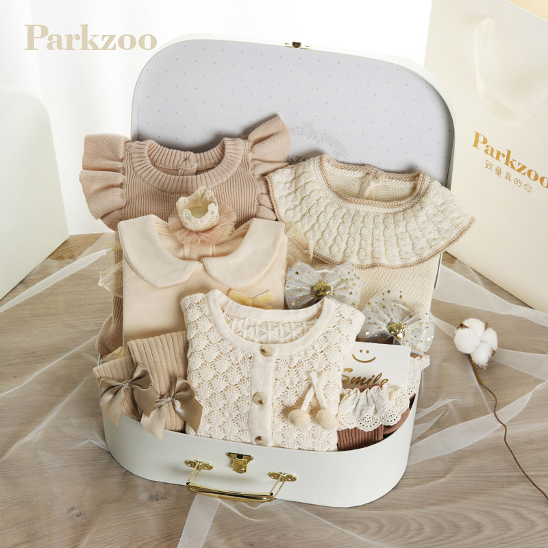 Newborn gift box Spring and summer suit Female baby full moon gift Baby newborn year-old hand 100-day gift skirt supplies