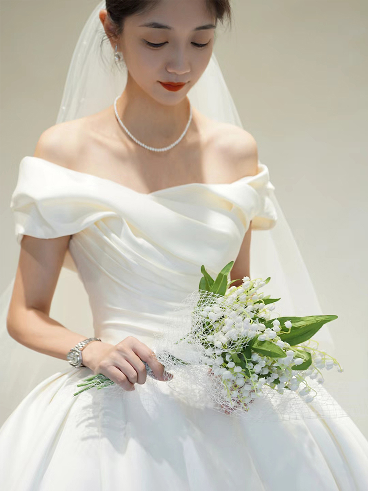 Advanced summer wedding dress, high-end, open shoulders, fitted