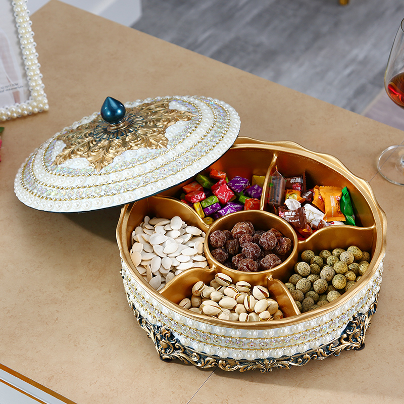High-grade European dried fruit box 6-grid snack tray with lid Nut storage box Household living room coffee table Creative candy tray
