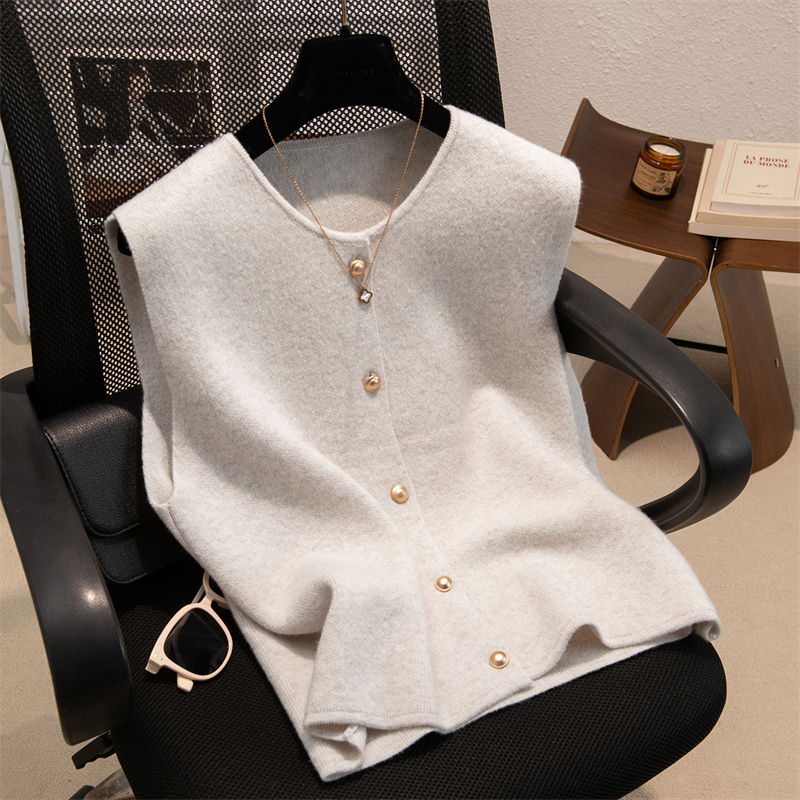 100% Merino Wool Round Neck Gold Button Cardigan Vest for Women, Loose Casual Versatile Knitted Short Layered Vest