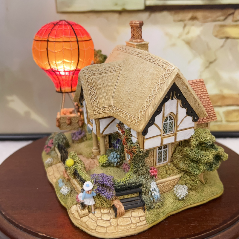 Liliput Lane Handmade Miniature Scenery in the Uk
