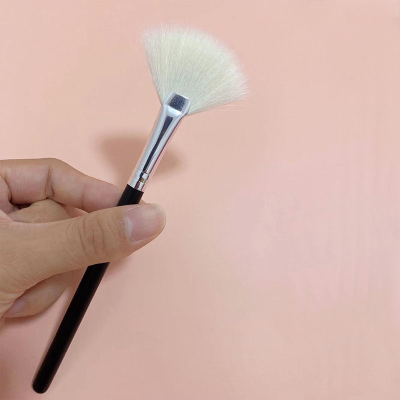 Eye make-up brush high-gloss brush repair capacity fan-shaped a pack of fine light peak wool pure hand-sweeping powder brush super soft