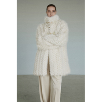 UNSPOKEN white buffalo horn buckle leather straw jacket female winter high-end temperament easy to thicken the fur one body coat