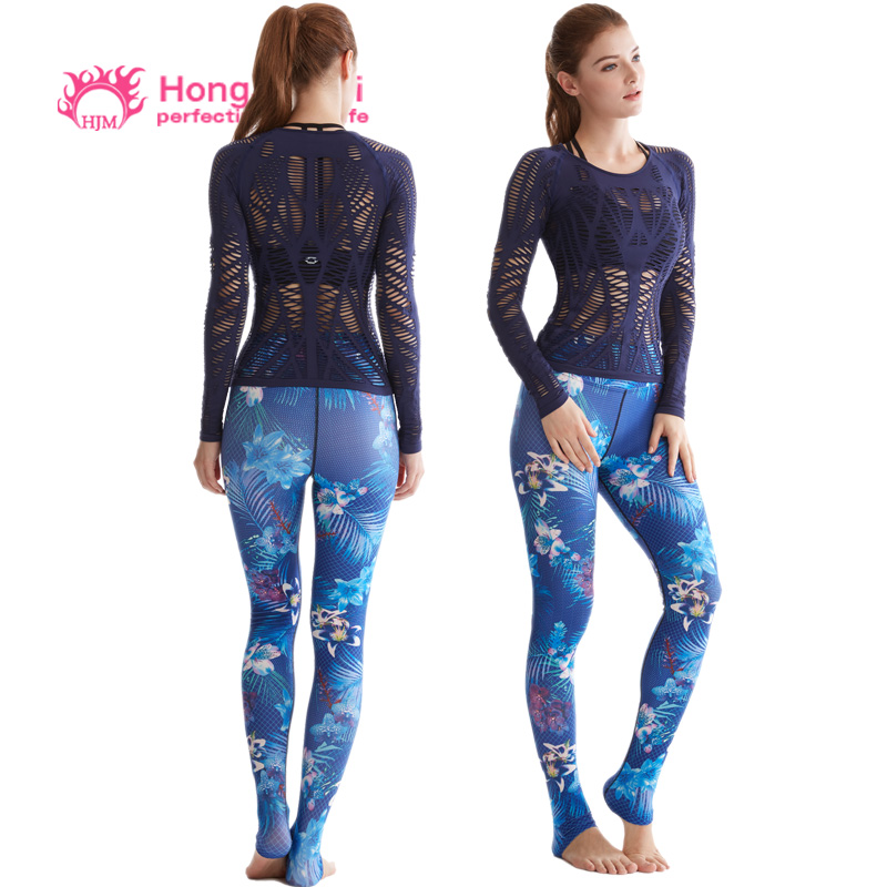 Hong Jiamei quần áo yoga mới hàng đầu Thời trang nữ gợi cảm thể thao mỏng lưới rỗng tay dài bó sát cơ thể dây band