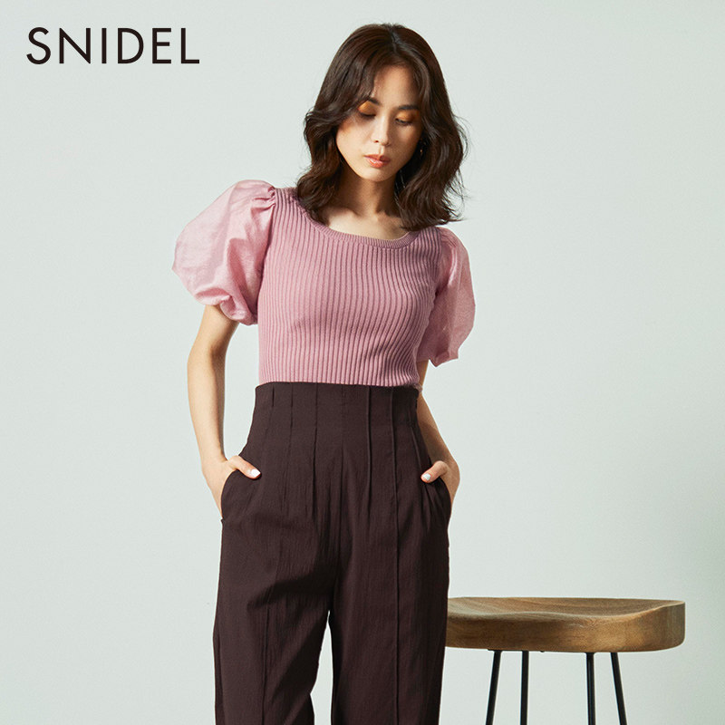 SNIDEL2021 autumn and winter new products sweet and pure color repair with bubble sleeves splicing roser-knit sweatshirt SWNT214022