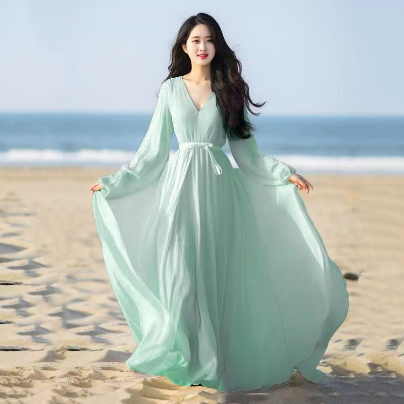 Beach Dress with a Large Hem, White Chiffon, Long Sleeves, New Style, Seaside Vacation, Elegant, Waist-Cinching, Super Fairy-Like, Bohemian Long Dress