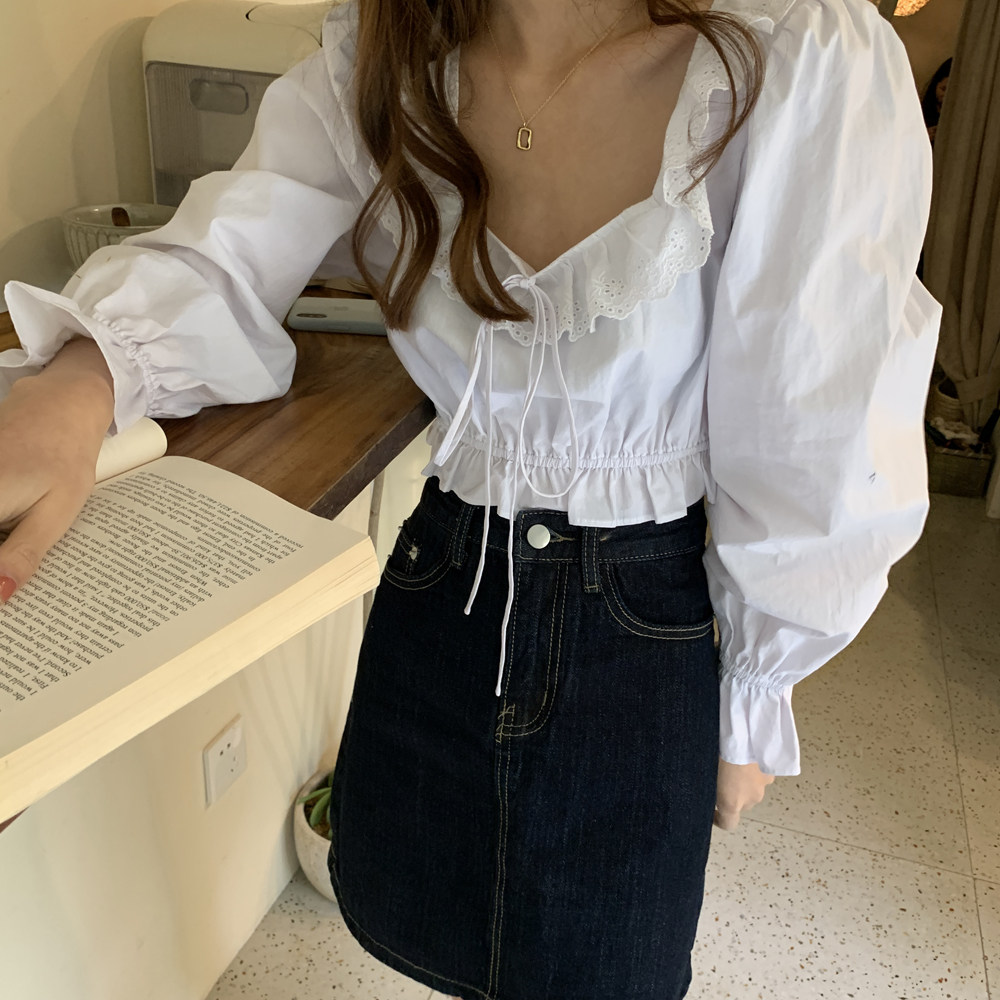 The smallest sea Korean version of spring and summer square collar lace splicing temperament sweet and gentle thin short shirt top women